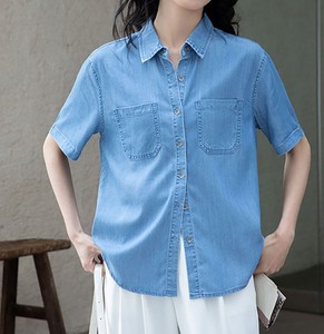 Camisa de mezclilla de manga corta con botones para mujer, cuello vuelto, color sólido, top informal para primavera y verano - Product Image 6