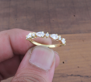 Anillo de Lujo Chapado en Oro con Forma de Corazón y Circonita Cúbica Brillante, Anillo de Compromiso Romántico, Anillo de Boda para Mujer, Joyería al por Mayor - Product Image 3