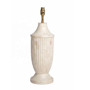 โคมไฟตั้งโต๊ะทำมือจากกระดูกควายฝังทองเหลืองโบราณ ขายดี ราคาส่ง - Product Image 2