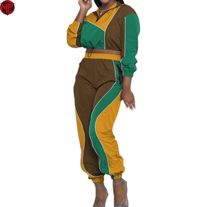 Conjunto Deportivo de Mujer con Bloques de Color, Manga Larga, Media Cremallera, Ajuste Holgado, Cortavientos para Otoño - Product Image 1