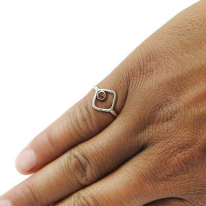 Joyería Bohemia de Plata de Ley 925 de Alta Calidad con Granate Natural de Corte Redondo Brillante a un Precio Razonable - Product Image 4