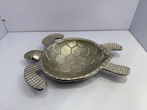 Bandeja Decorativa de Tortuga Marina Pulida en Bronce, Plato para Joyas y Anillos, Decoración Costera para el Hogar, Bandeja de Servicio para Fiestas - Product Image 1