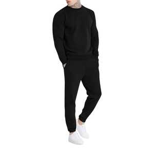 Conjunto Deportivo con Cuello Redondo y Logotipo Personalizado, Modelo Nuevo de Alta Calidad, Última Moda para Chicos de EE. UU. y Europa - Product Image 1