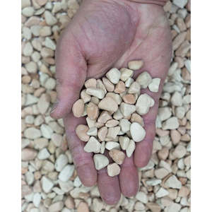 Galets roses corail 8-13 mm - Sacs de 1000 kg - Product Image 1