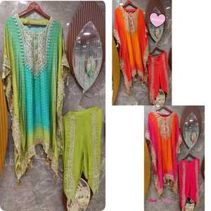 Elegante Conjunto de Kaftán y Dhoti de Seda Chinon Pura Bordado con Pedrería, Lentejuelas y Diamantes, Estampado Digital de Lujo, Encaje Latkan, Vestidos Casuales - Product Image 5