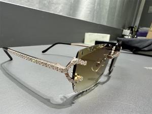 Gafas de Sol Polarizadas Cuadradas Sin Montura de Lujo, Lentes con Degradado, Protección UV, Diseño con Marco Metálico para Hombre y Mujer - Product Image 3