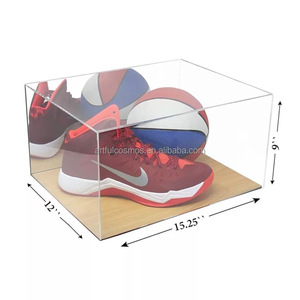 Caja de exhibición de acrílico transparente versátil con elegante base de madera: mejore la decoración de su hogar mostrando sus artículos favoritos - Product Image 4