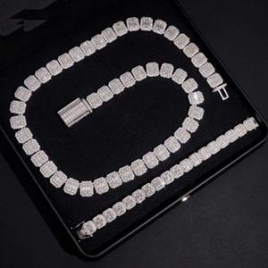 Bracelet de luxe en moissanite baguette sertie de diamants VVS1, bijoux hip-hop, chaîne de poignet tendance, style brillant de luxe Pro - Product Image 3