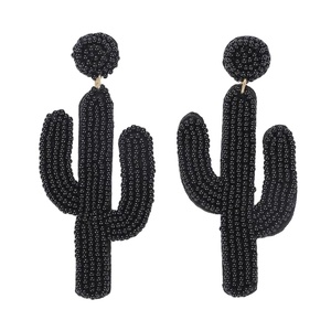 Boucles d'oreilles pendantes en perles brodées à la main de qualité supérieure au design cactus, élégantes et tendance, unisexes, nouveau design de bijoux, Hiba Enterprises - Product Image 1
