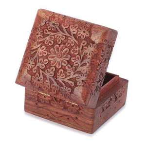 Boîte à bijoux en bois faite à la main pour femmes, boîte de rangement décorative pour bijoux, sculptée à la main, pour la maison, la chambre à coucher, la salle de bain - Product Image 1