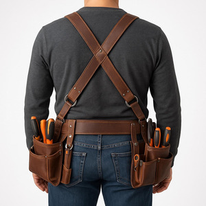 Ceinture porte-outils en cuir faite à la main, conçue pour les électriciens, avec plusieurs poches, supports sécurisés et taille ajustable, à vendre. - Product Image 2