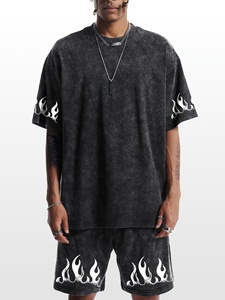 Ensemble deux pièces pour homme avec impression personnalisée, sweat à capuche et short de jogging éco-responsables à taille élastique, survêtement deux pièces - Product Image 4