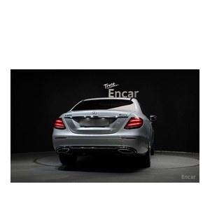 Mercedes-Benz Clase E E300 4MATIC Exclusive, abril de 2019, 92,488 km, caja de cambios automática, asientos de cuero, emisiones Euro V, volante a la izquierda - Product Image 4