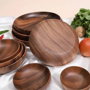 Assiette à dîner élégante en bois pour un usage domestique quotidien, service de restaurant et présentation alimentaire raffinée - Product Image 1