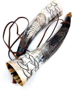 Corne à boire Viking authentique Corne à boire Viking en agate véritable sans danger pour les aliments avec support et support en cuir - Product Image 5