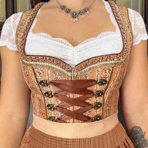 Robe Dirndl de style bavarois pour femmes, grise, en dentelle florale, coupe trapèze, mini, avec ceinture, manches courtes, costume folklorique vintage - Product Image 6