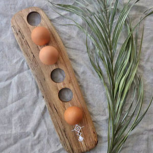 Porte-œufs en bois de qualité export, adapté aux marchés internationaux, emballage de détail et approvisionnement en gros - Product Image 1