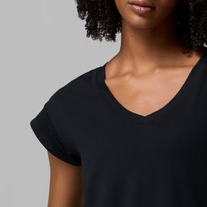 Colección de Verano, Camiseta de Cuello en V para Mujer, Logotipo Personalizado, Elástica Premium, Corte Regular, Ecológica, 100% Algodón, Servicio OEM, Venta al Por Mayor - Product Image 3