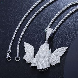 Pendentif Mains en Prière Serties de Diamants de Laboratoire avec Ailes en Argent Sterling 925, Collier Bling Hip Hop Style Rappeur - Product Image 2
