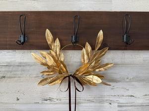 Couronne de luxe en métal doré avec branche d'olivier et ruban, élégante décoration murale en laurier en laiton pour la décoration de Noël européenne à la maison - Product Image 4