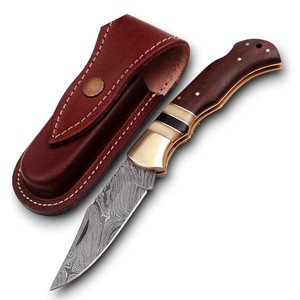 Couteau de poche pliant en acier Damas de haute qualité, indispensable pour l'extérieur, avec manche en bois naturel et étui en cuir, OEM ODM personnalisé - Product Image 1