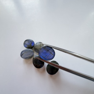 Pierres de labradorite bleue naturelle TFH pour la création de bijoux, forme ovale 12x10 MM, possibilité de créer plusieurs tailles. - Product Image 3