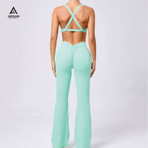 AIFRAN SPORTS Mono de yoga y gimnasio para mujer, verde, sin costuras, de cintura alta, elástico, con espalda cruzada y fruncido en los glúteos, de longitud completa - Product Image 1