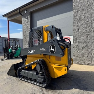 Chargeuse sur chenilles Deere 325G robuste, 74 CV, conçue pour sa résistance, sa stabilité et une maniabilité supérieure dans toutes les conditions de travail - Product Image 4