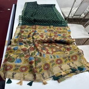 VASTRA COTTAGE Saree de lino con estampado digital Kalamkari, diseño Bandhani en toda la prenda y borlas elegantes con blusa estampada - Product Image 2