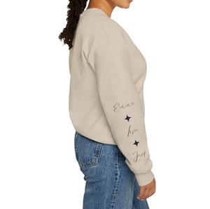 Sudadera Personalizada con Cuello Redondo y Estampado 'I Wear My Heart on my Sleeve Heavy Blend', Ideal para Regalo - Product Image 5