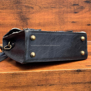 New Arrival Famous Brand Designer Cowhide Crossbody Bags High Quality Genuine Leather Luxury <b>Handbags</b> Messenger Bags for Women's - Product Image 5