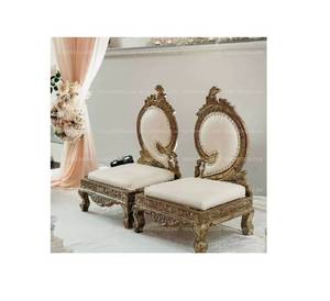 Sillas de Mandap Tradicionales Talladas de Lujo de Baja Altura, Asientos Reales para Ceremonias Phera en Bodas Diurnas en Destinos Indios - Product Image 1