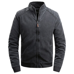 Chaqueta Cortavientos para Hombre, Color Gris Oscuro, Manga Larga, para Otoño, 100% Poliéster, Acabado Lavado - Product Image 1