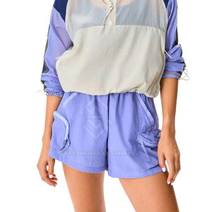 Shorts de Mujer Hechos a Medida en Color Sólido, Cintura Alta, Transpirables, Ligeros, de Algodón/Poliéster, Diseño Simple para Uso Diario - Product Image 3