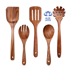 ชุดช้อนไม้ขายดี - อุปกรณ์ทำครัวด้ามยาวสำหรับคน ตัก และอื่นๆ - รับผลิตแบบ OEM - Product Image 1