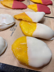 Bouchées de mangue trempées dans du chocolat, fruits tropicaux séchés de qualité supérieure, tranches enrobées de chocolat riche, collation sucrée et acidulée gourmet, vente en gros - Product Image 3