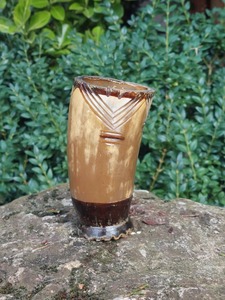 Verre à boire en corne de buffle de qualité supérieure, poli naturellement, pour whisky, bière, vin, disponible à prix raisonnable. - Product Image 4