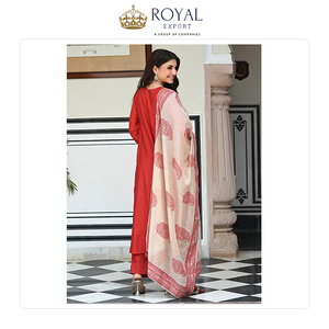 Nouvelles arrivées de vêtements pakistanais de créateurs, magnifiques tenues de mariage en viscose avec broderies, ensemble Kurti et pantalon. - Product Image 6