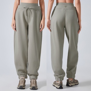 Pantalon de survêtement gris pour homme, taille élastique avec cordon de serrage, décontracté, mi-lourd, tricoté, respirant, pour l'automne - Product Image 1