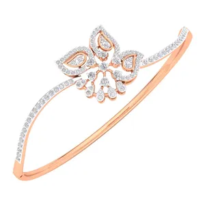กำไลข้อมือเพชรเลี้ยงในห้องปฏิบัติการ 1.50 กะรัต สำหรับผู้หญิง ยี่ห้อ EtherStar Jewels รับรองโดย IGI ทองคำแท้ 18K ลายดอกไม้ผีเสื้อ ดีไซน์แบบ Bypass Cuff เครื่องประดับชั้นดี - Product Image 6