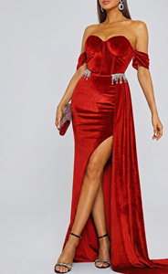 High Quality <b>Red</b> Velvet Fabric 100% Polyester Medium Weight 130 GSM Plain Dyed Woven Wrinkle Resistant Luxury Wedding Suits - Product Image 6