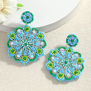 Pendientes de Mujer Hechos a Mano con Cuentas, Elegantes y Coloridos, con Cuentas de Arroz y Flores, por MD HANDICRAFTS - Product Image 4