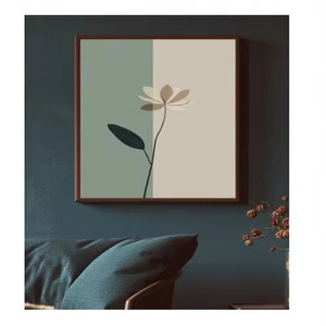 Impresión en lienzo de flores minimalistas, arte digital, decoración de pared interior, marco de madera, beige, verde, flor abstracta, estilo para todas las estaciones. - Product Image 1