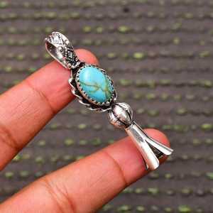 Collar con Colgante de Plata de Ley Turquesa, Joyería Artesanal con Piedras Preciosas en Forma de Cruz para Mujer, Regalo al por Mayor, Moda Clásica de Alta Gama - Product Image 1