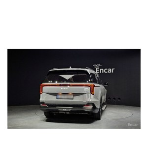 Kia Carnival HEV 2024 de 7 Plazas con Asientos de Cuero, Caja de Cambios Automática, Cámara Trasera, 37,611 km, Color Gris Grafito - Product Image 4