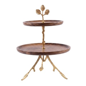 Soporte de lujo de 2 niveles para tartas de madera con asa de hoja de oro y base de ramas, exhibidor moderno de postres de madera de acacia para decoración de fiestas en hoteles - Product Image 1