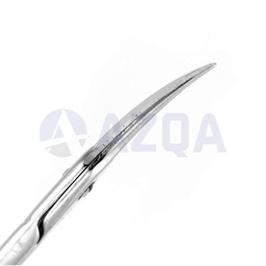 Ciseaux à cuticules en acier inoxydable, lame courbée, pointes aiguisées, construction durable, pour droitiers, pour manucure/pédicure - Product Image 5