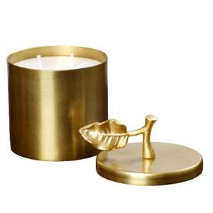 Pot décoratif de luxe en or rose côtelé pour bougie parfumée avec couvercle en métal en forme de fleur de lotus, idéal pour bonbons et bijoux - Product Image 3