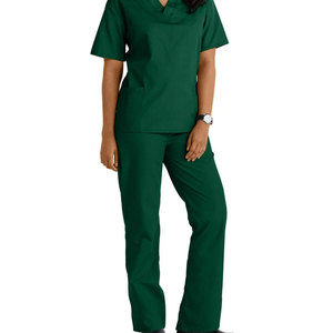 Ensemble de blouses médicales vert foncé pour femmes, extensible et doux, col en V, manches courtes, pantalon jogger, uniforme de travail pour hôpital, clinique et santé - Product Image 1
