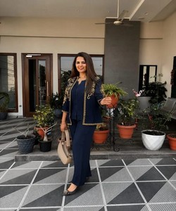 Blue embroidery cotton <b>top</b> Women casual ethnic wear Loose fit all seasons <b>top</b> India Pakistan style SHAGUN 86282 - Product Image 1